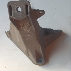 Подушка двигуна Audi / Volkswagen — 8D0199308L