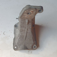 Подушка двигуна Volkswagen / Audi / SEAT — 1H0199354H