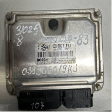 Блок керування двигуном (ECU) Audi / Volkswagen / Skoda / SEAT — 038906018KJ