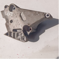 Подушка двигуна Audi / Volkswagen / SEAT / Skoda — 06F199207Q