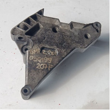 Подушка двигуна Audi / Volkswagen / Skoda / SEAT — 03G199207F